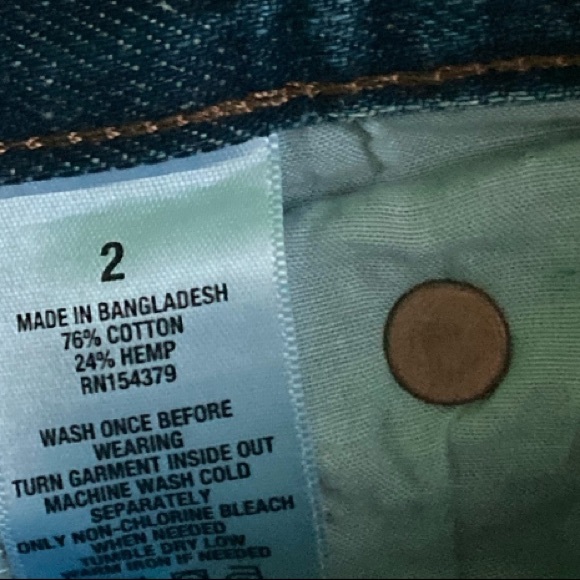 NWT Distressed Eco-Friendly Aeropostale Denim Jeans - Picture 4 of 8